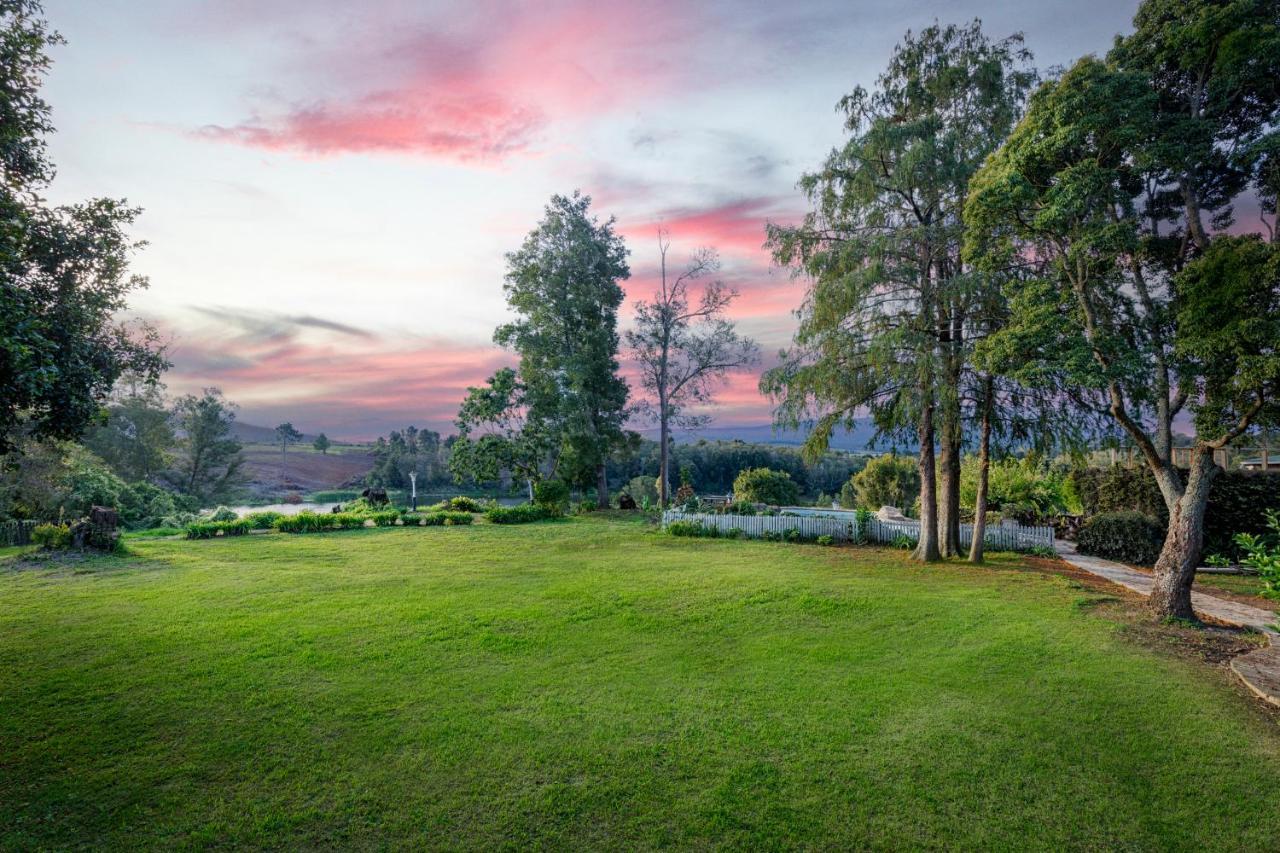 リーネンダル Portland Manor Bed & Breakfast エクステリア 写真