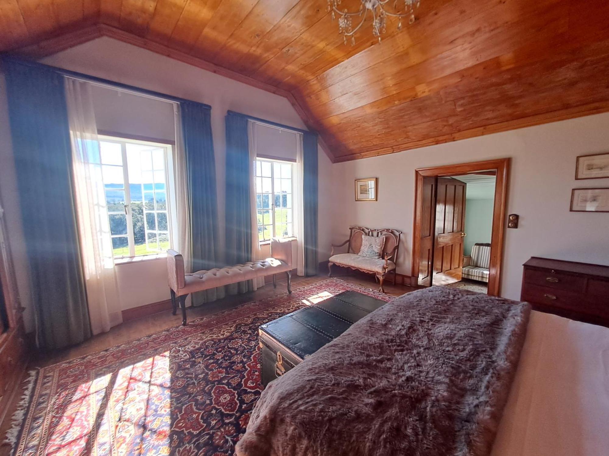 リーネンダル Portland Manor Bed & Breakfast エクステリア 写真